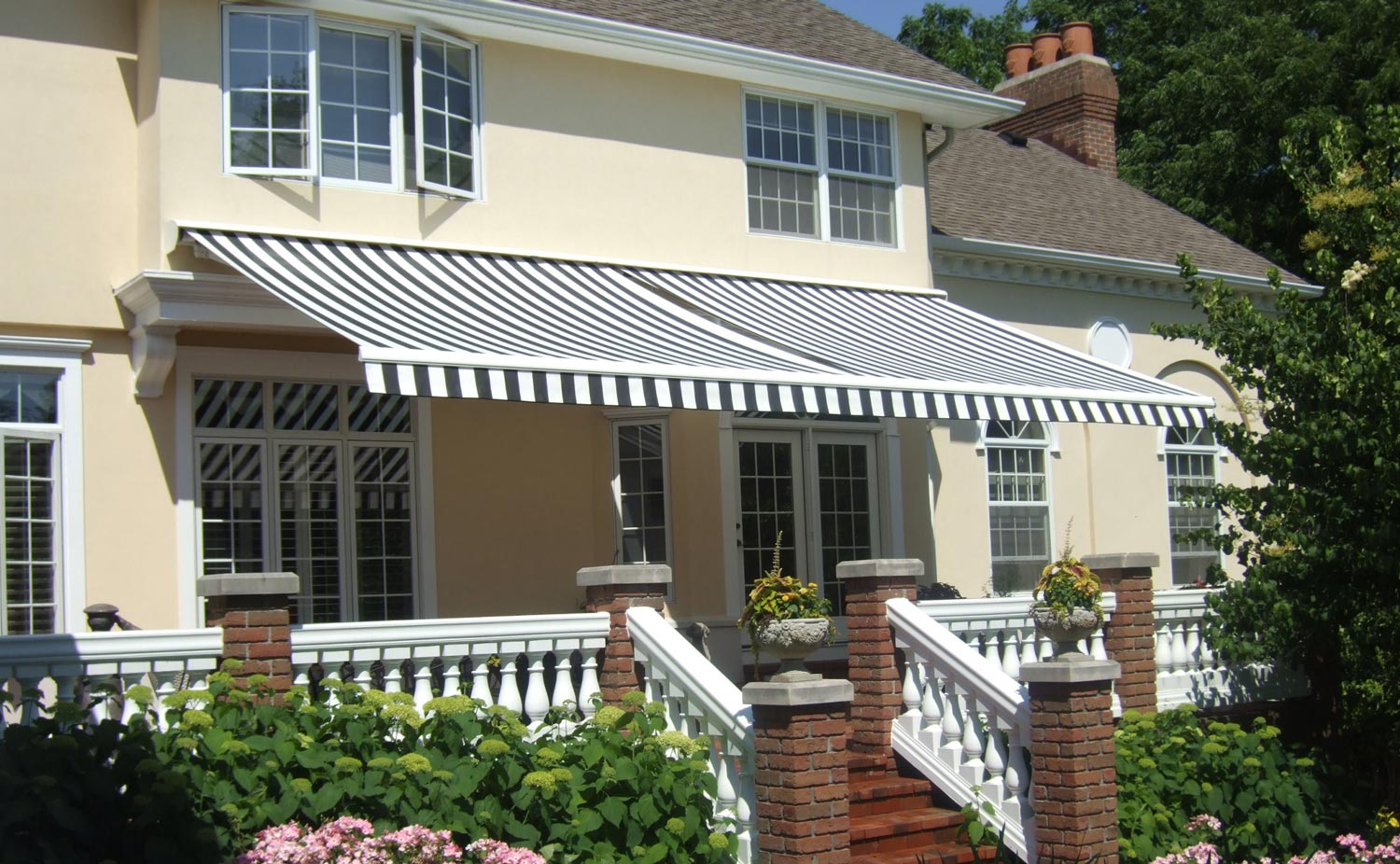 Retractable Awning Residential Gallery