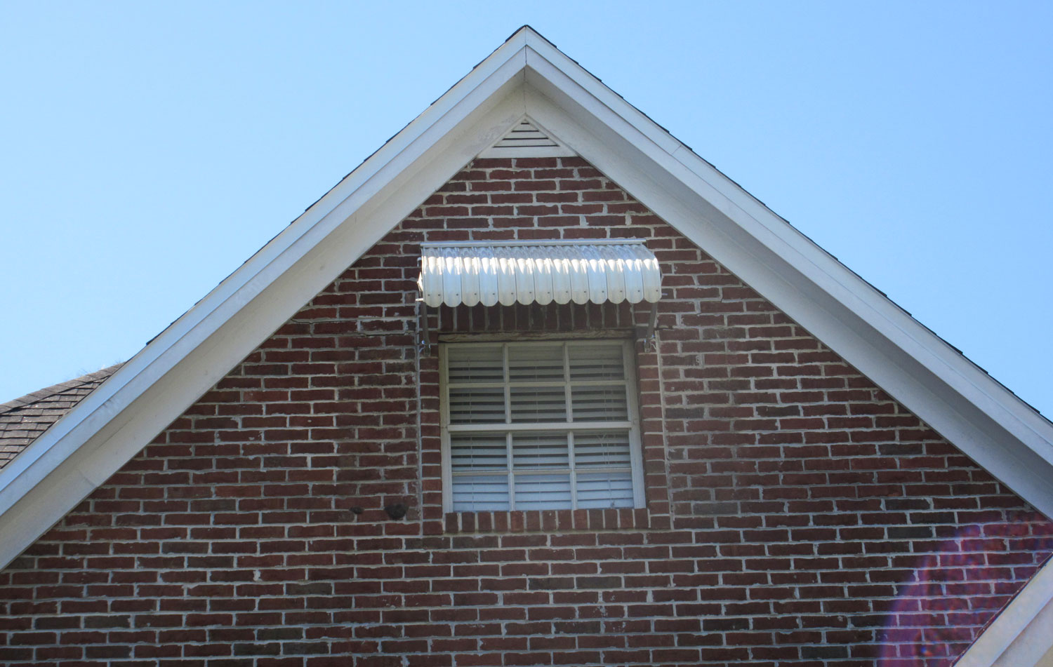 Clamshell Aluminum Awning Gallery