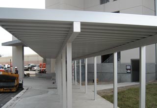 aluminum walkway detail