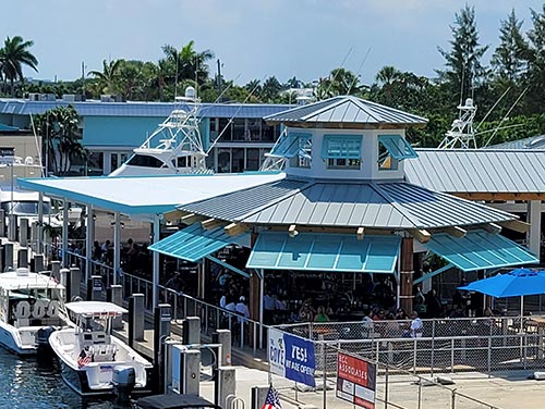 The Cove Restaurant - Modern Shade