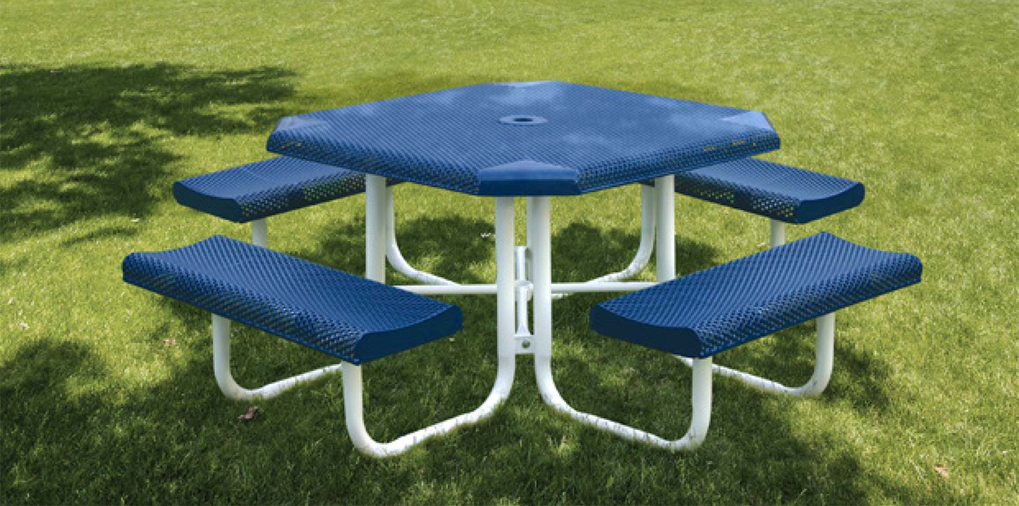 park amenities picnic table